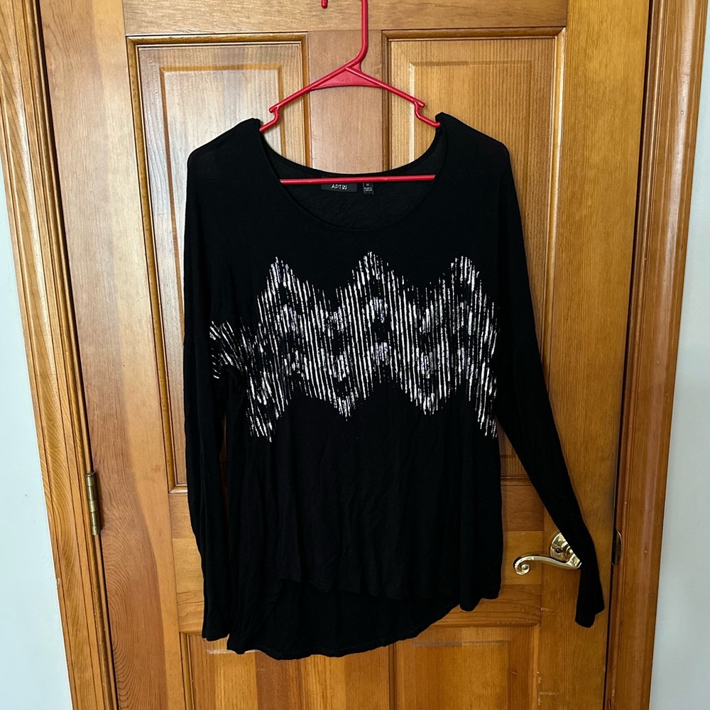 Black and Silver Patterned Women's Top
